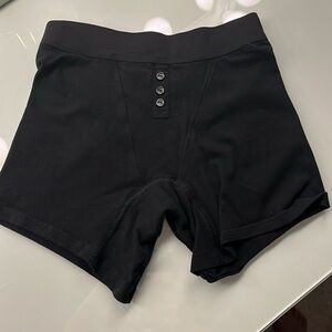 Aerie black boxer shorts